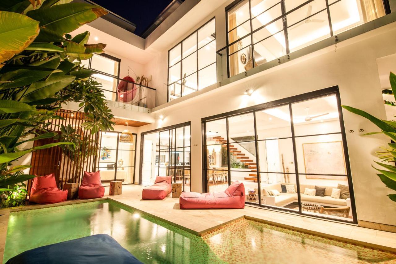 Luxury Villa Devina I Seminyak I Yoga & Gym Buitenkant foto