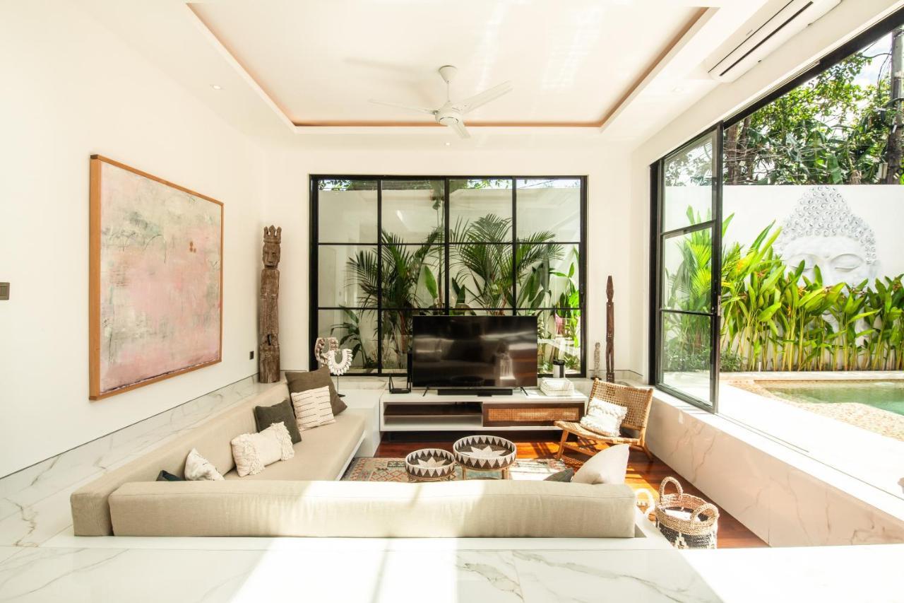 Luxury Villa Devina I Seminyak I Yoga & Gym Buitenkant foto